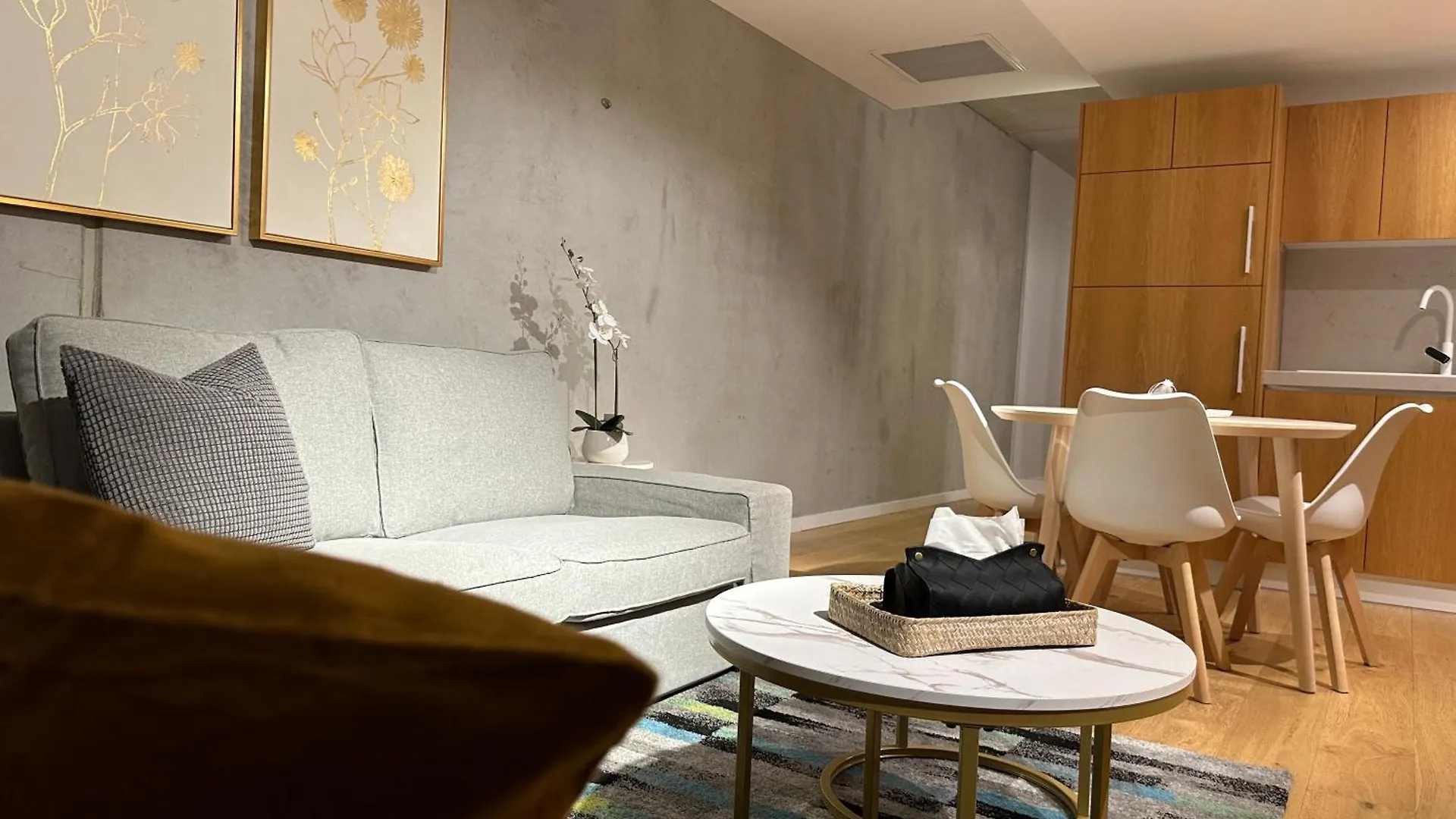 Palko - Luxury In The City Canberra